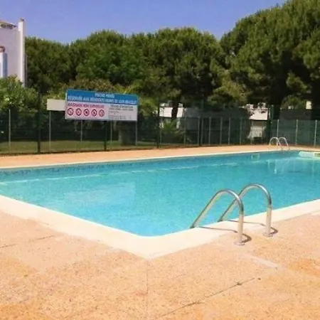 De 35 M² Avec 2 Piscines Dans La Résidence Au Du Grau-du-roi.